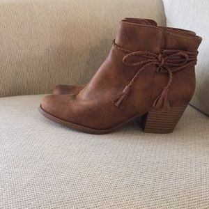 women’s boots